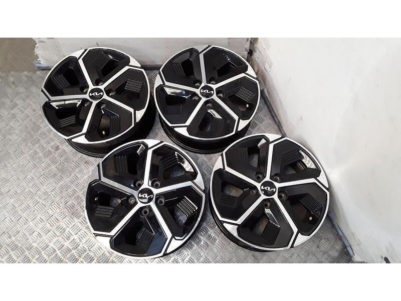 Recambio de juego llantas aluminio para kia niro hybrid concept referencia OEM IAM 6.5X16 5 TORN ET46 ALUMINIO ROZADAS