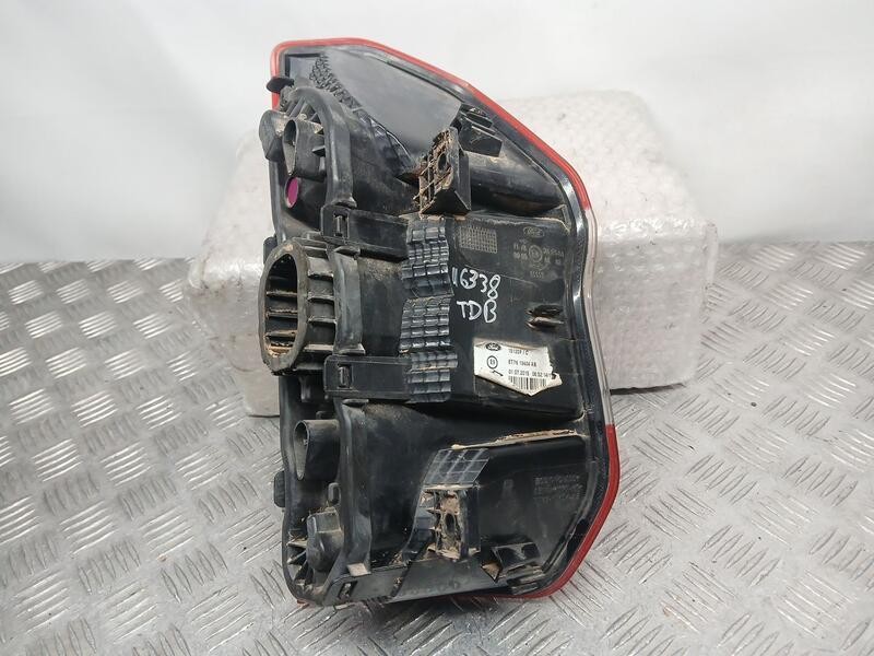 Recambio de piloto trasero derecho para ford tourneo courier (c4a) trend referencia OEM IAM ET7613404AB  2069551