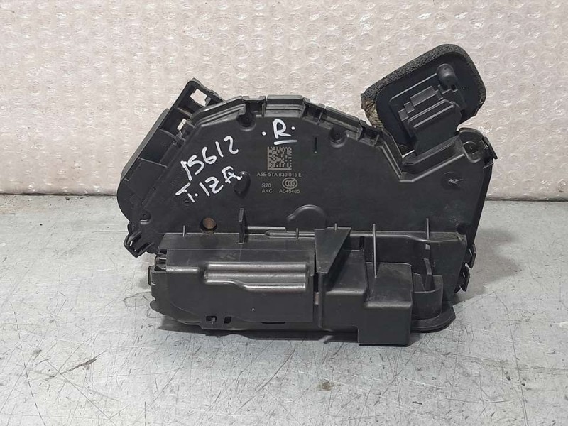 Recambio de cerradura puerta trasera izquierda para skoda octavia lim. (5e3) active referencia OEM IAM 5TA839015E  7 PINES