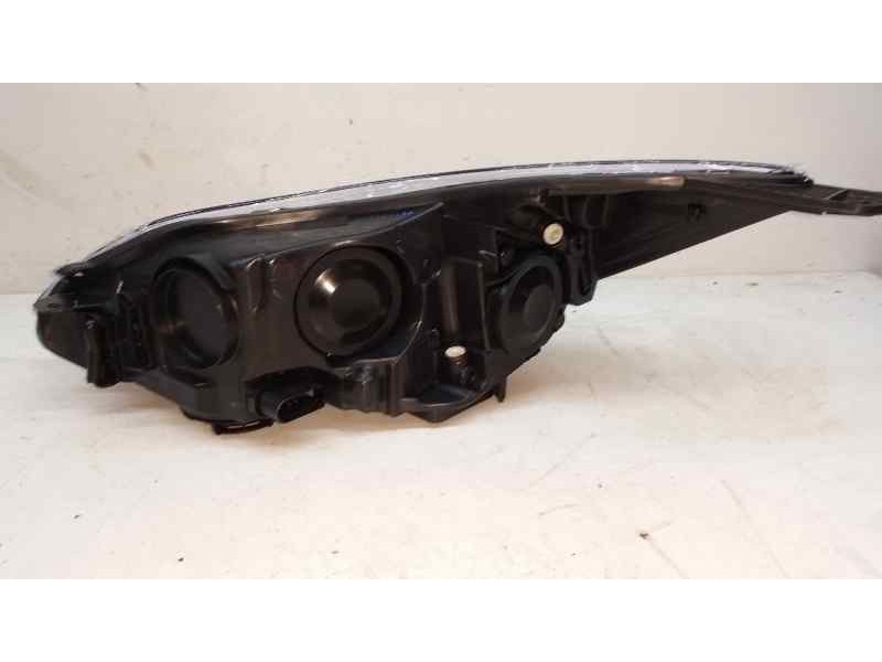 Recambio de faro derecho para ford focus lim. (cb8) referencia OEM IAM 10110501001  