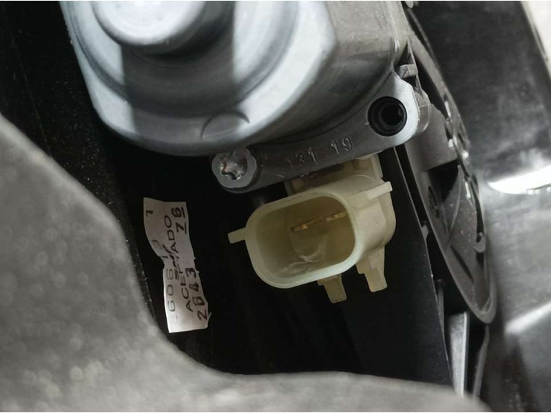 Recambio de elevalunas trasero izquierdo para jeep compass ii limited 4x2 referencia OEM IAM 68242305AA  ELECTRICO