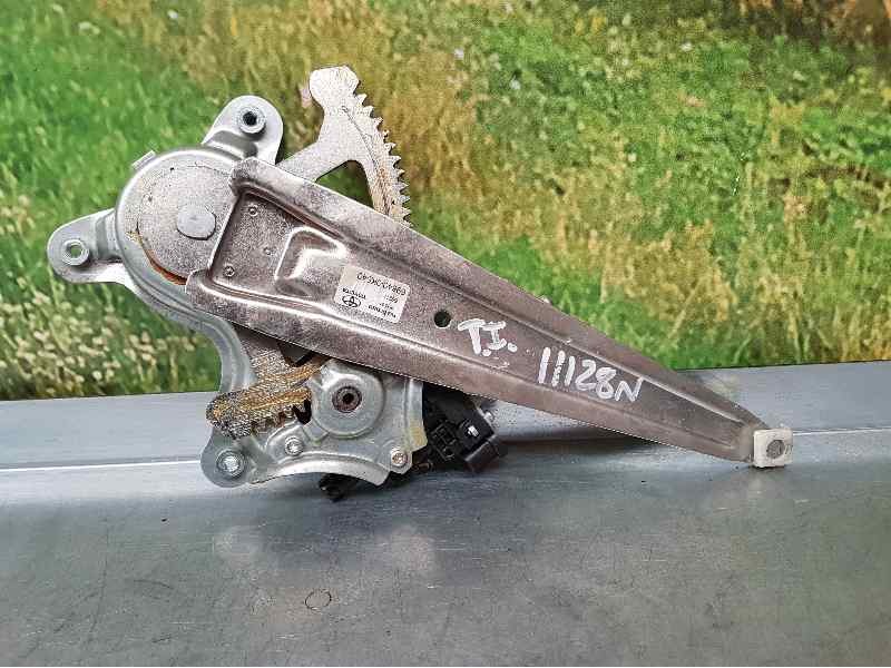 Recambio de elevalunas trasero izquierdo para toyota hilux (kun) double cab sol 4x4 referencia OEM IAM 857100K020 AE2621003000 E