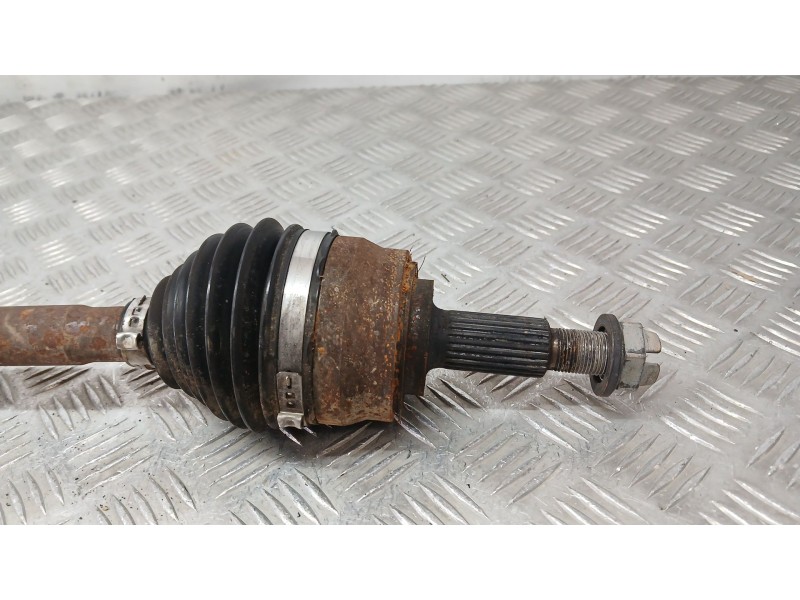 Recambio de transmision delantera derecha para renault kangoo iii monospace blue dci 95 (kjab) referencia OEM IAM 391004534R  