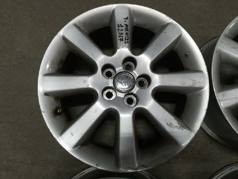 Recambio de juego llantas aluminio para toyota avensis berlina (t25) 1.8 sol sedán (4-ptas.) referencia OEM IAM  ALUMINIO 6 , 5X