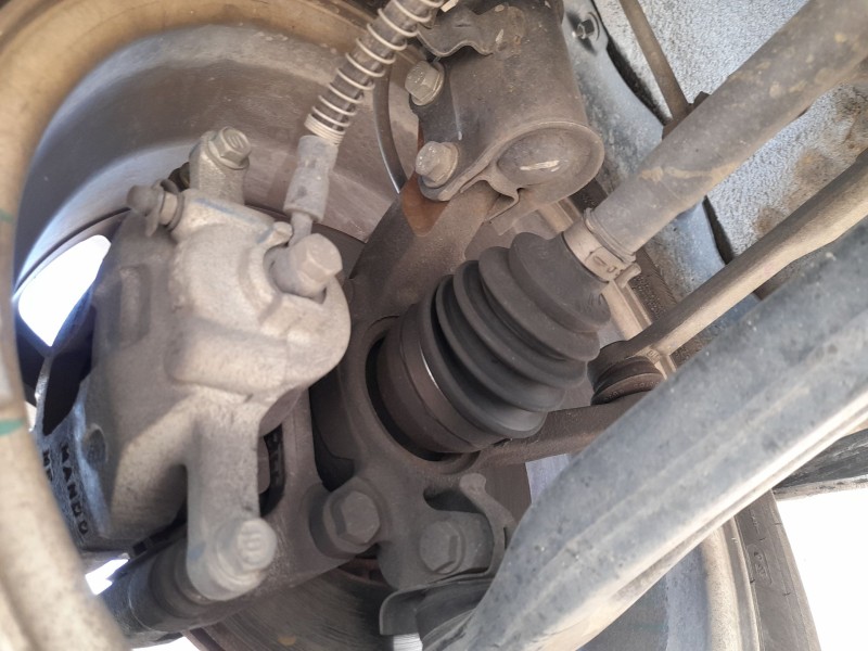 Recambio de mangueta delantera derecha para mahindra kuv 100 nxt 1.2 vvt referencia OEM IAM   