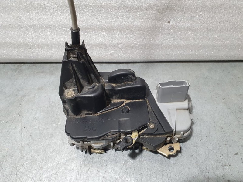 Recambio de cerradura puerta delantera izquierda para peugeot 307 break / sw (s1) sw pack referencia OEM IAM SIN REF  6 PINES