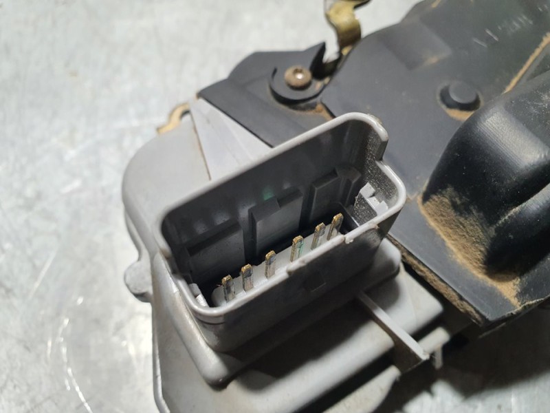 Recambio de cerradura puerta delantera izquierda para peugeot 307 break / sw (s1) sw pack referencia OEM IAM SIN REF  6 PINES