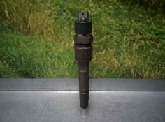 INYECTOR 445110068 BOSCH