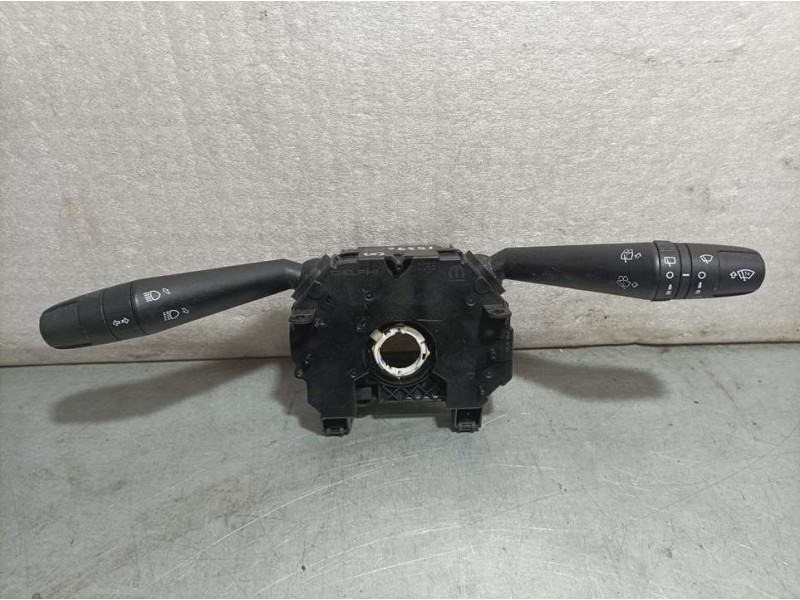 Recambio de mando luces y limpia para jeep compass ii limited 4x2 referencia OEM IAM 6092828 28634544 