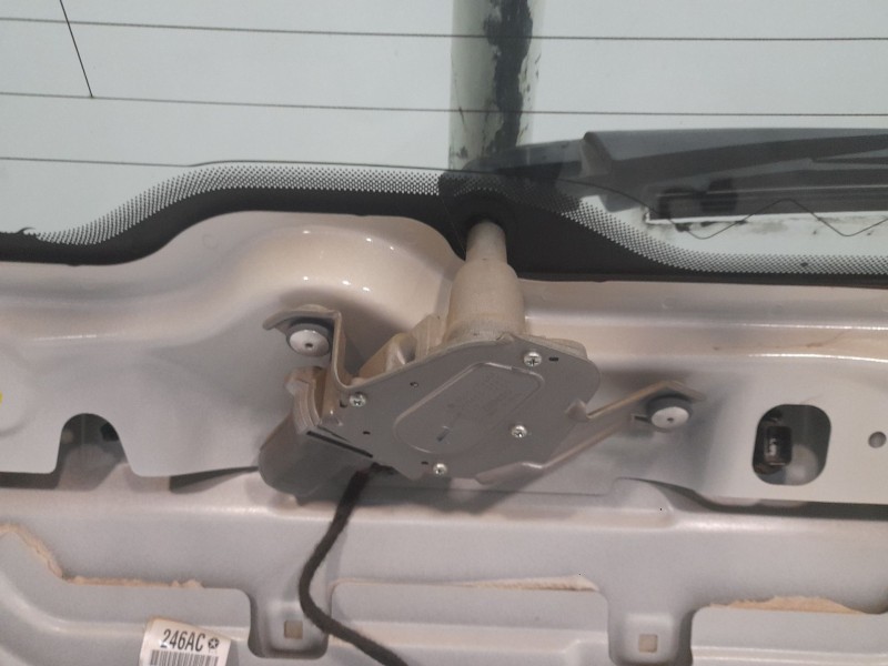 Recambio de motor limpia trasero para jeep compass ii limited 4x2 referencia OEM IAM 55112704AA  