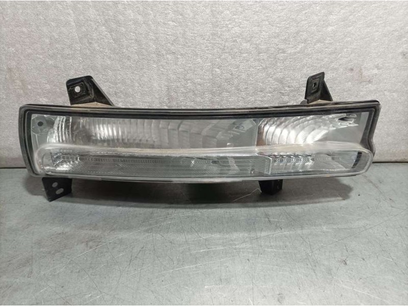 Recambio de piloto delantero derecho para jeep compass ii limited 4x2 referencia OEM IAM 68266926AB 53350310 