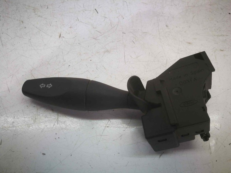 Recambio de mando intermitentes para ford fiesta (cbk) 1.4 tdci cat referencia OEM IAM 1S7T1335AE  