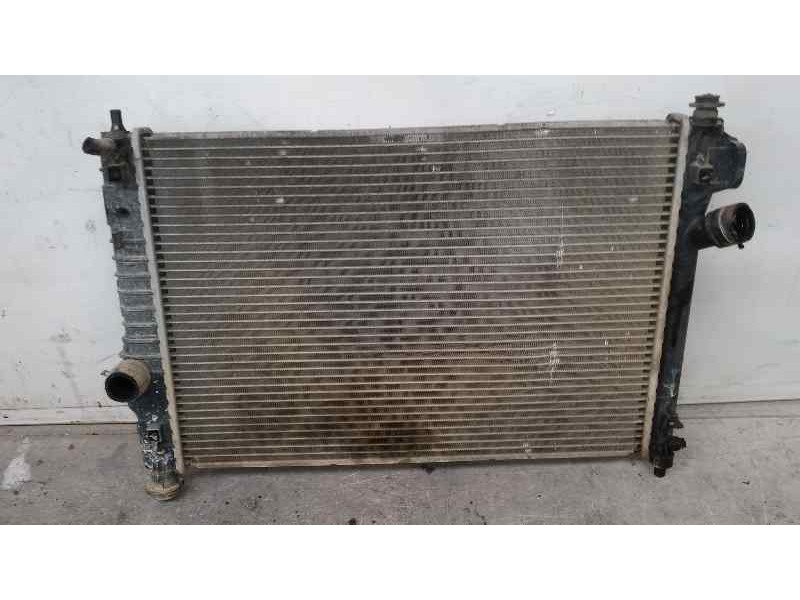 Recambio de radiador agua para chevrolet aveo ls referencia OEM IAM 95227749  UN POCO DOBLADO