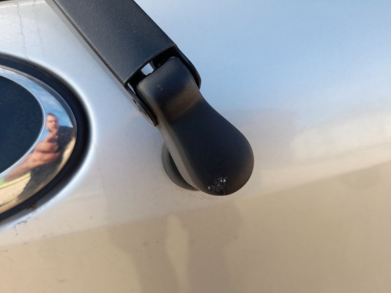 Recambio de motor limpia trasero para mahindra kuv 100 nxt 1.2 vvt referencia OEM IAM   