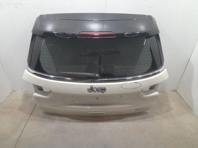 Recambio de porton trasero para jeep compass ii limited 4x2 referencia OEM IAM 68456014AA  