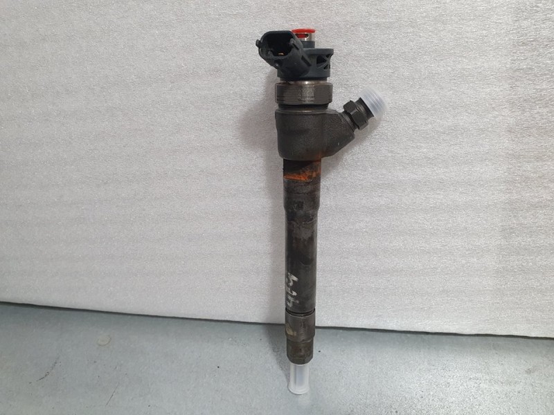 Recambio de inyector para nissan qashqai (j11) 1.6 dci turbodiesel cat referencia OEM IAM HMLGT1205R 0445110546 BOSCH