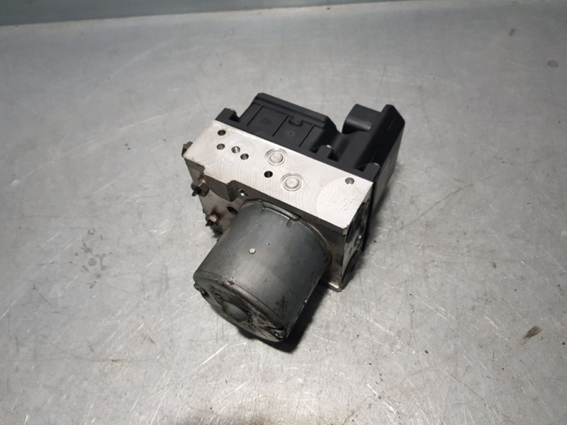 Recambio de abs para alfa romeo 156 1.9 jtd 8v progression referencia OEM IAM 46840337 0265225193 BOSCH