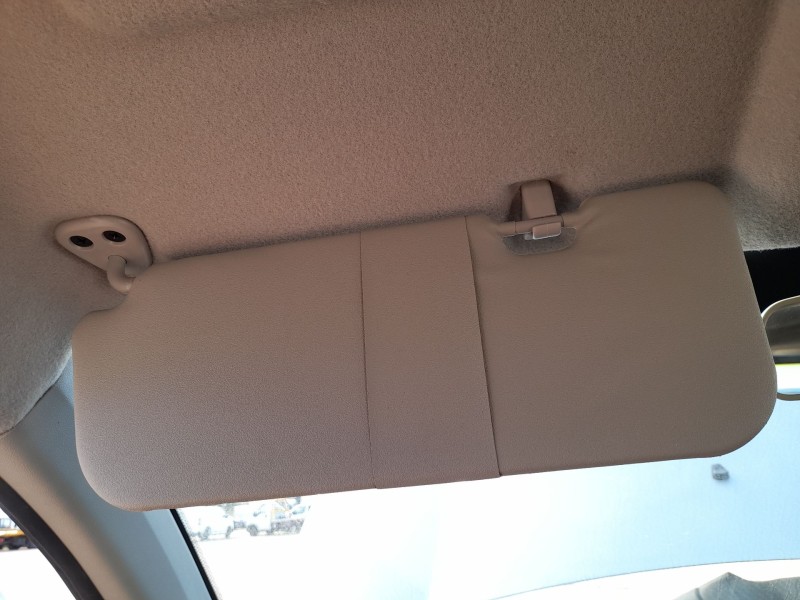 Recambio de parasol izquierdo para mahindra kuv 100 nxt 1.2 vvt referencia OEM IAM   