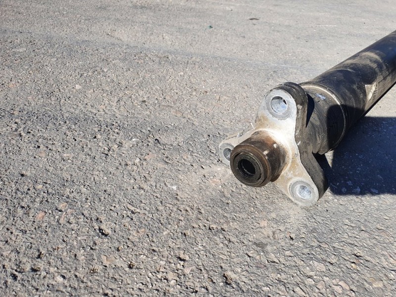 Recambio de transmision central para bmw serie 5 berlina (e39) 520i referencia OEM IAM 1229688  