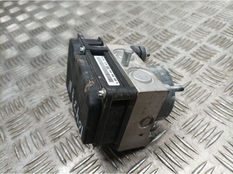 Recambio de abs para dacia sandero básico referencia OEM IAM 8200756095 0265232198 BOSCH