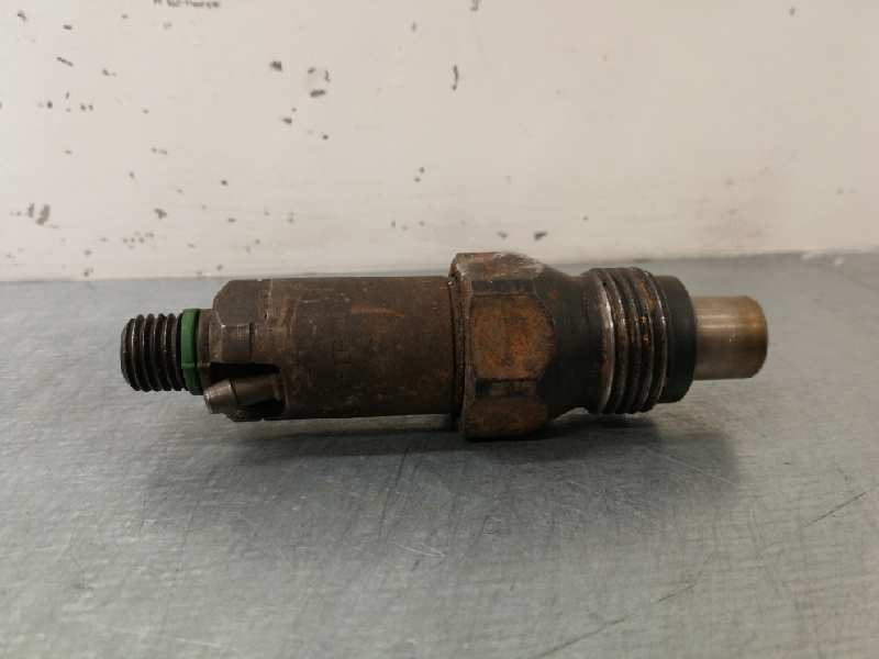 Recambio de inyector para peugeot 106 (s2) 1.5 diesel cat (tud5 / vjx) referencia OEM IAM LCR6730710C  LUCAS