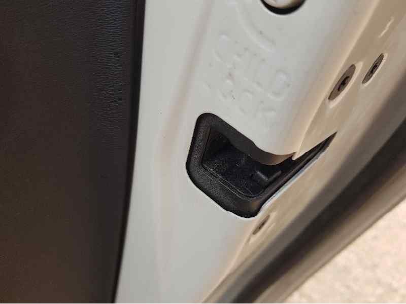 Recambio de cerradura puerta trasera derecha para volvo xc60 summum awd referencia OEM IAM 31253919 MONTADA EN PUERTA 