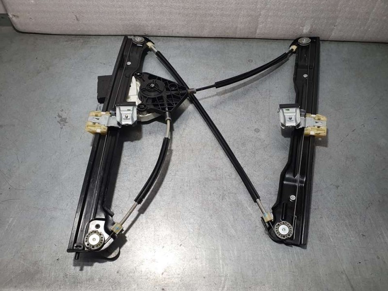Recambio de elevalunas delantero izquierdo para volkswagen caddy furgón/kombi maxi kombi bmt referencia OEM IAM 2K5837461  
