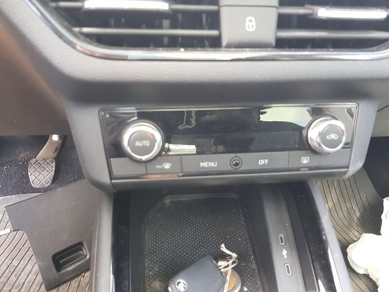 Recambio de mando climatizador para skoda kamiq (nw4) 1.0 tsi referencia OEM IAM 654820045D  