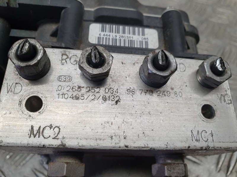 Recambio de abs para citroën c4 lim. business referencia OEM IAM 9677024980 0265252034 