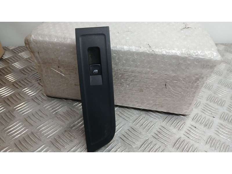 Recambio de mando elevalunas delantero derecho para skoda kamiq (nw4) 1.0 tsi referencia OEM IAM 5G0959855K  