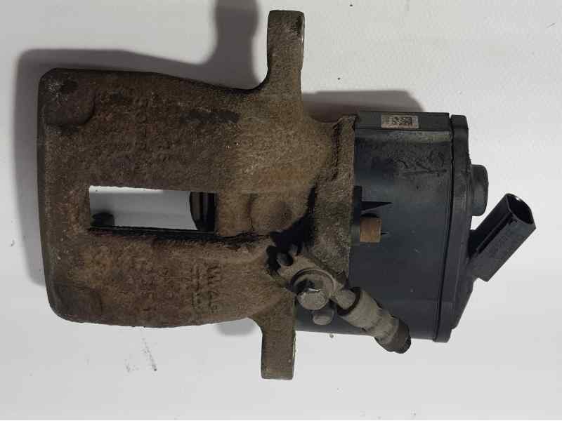 Recambio de pinza freno trasera derecha para volkswagen passat variant (365) edition bluemotion referencia OEM IAM 32332267K  EL