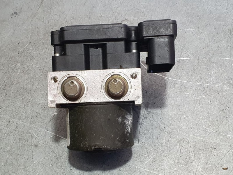 Recambio de abs para ford focus berlina (cap) ambiente (d) referencia OEM IAM 3M512M110GA 10020700524 ATE