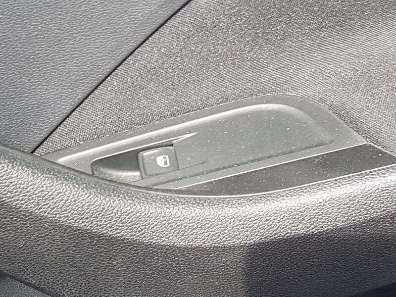 Recambio de mando elevalunas trasero derecho para skoda kamiq (nw4) 1.0 tsi referencia OEM IAM 5G0959855KWHS  