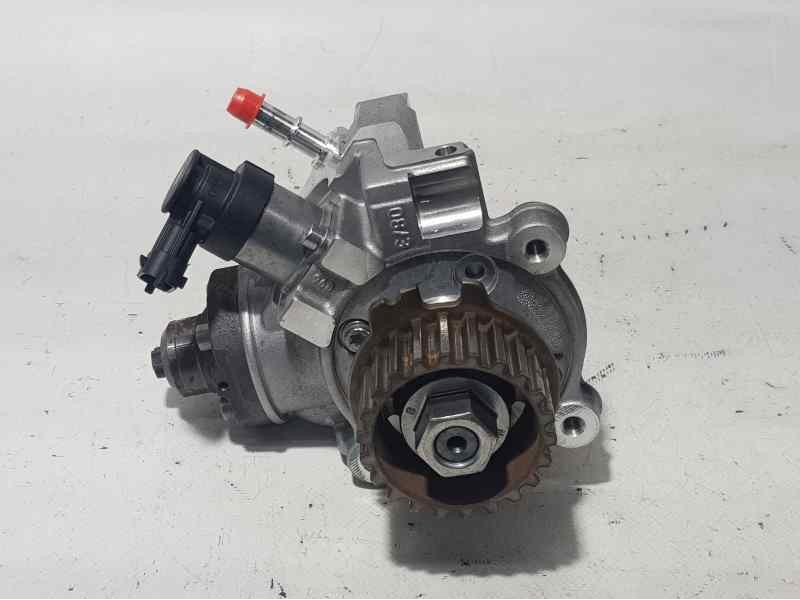 Recambio de bomba alta presion para peugeot 208 1.6 16v hdi fap referencia OEM IAM 9811347380 0445010739 BOSCH