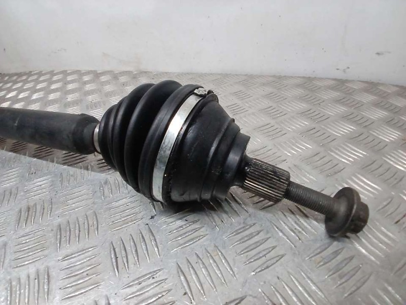 Recambio de transmision delantera derecha para skoda octavia lim. (5e3) active referencia OEM IAM 5Q0407272C  