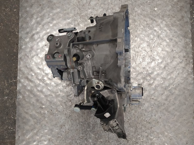 Recambio de caja cambios para citroën c3 aircross bluehdi 110 s&s eat6 shine referencia OEM IAM 20V246 1038087 6VELOCIDADES