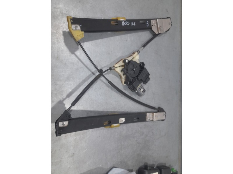 Recambio de elevalunas delantero izquierdo para seat arona (kj7, kjp) 1.0 tsi referencia OEM IAM 6F9837461 ELECTRICO SE21606S
