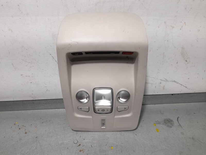 Recambio de luz interior para citroën c4 cactus origins referencia OEM IAM 9825205380  