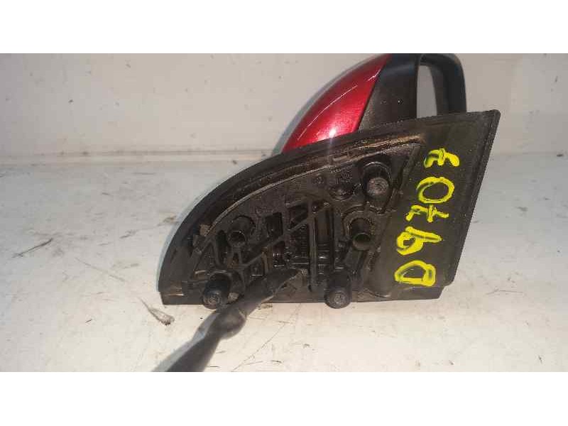 Recambio de retrovisor derecho para peugeot 307 (s1) xs referencia OEM IAM  TOCADO, 6 CABLES ELECTRICO