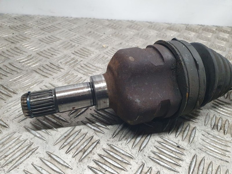 Recambio de transmision delantera izquierda para chrysler voyager (rg) 2.8 crd executive referencia OEM IAM P04641855AE  