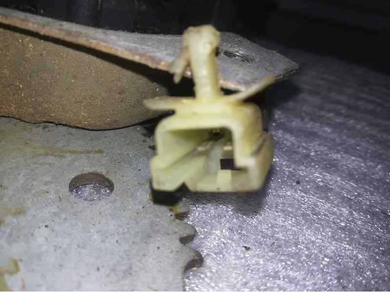 Recambio de elevalunas trasero derecho para mg serie 400 (xw) referencia OEM IAM 400331 2 PINS ELECTRICO 