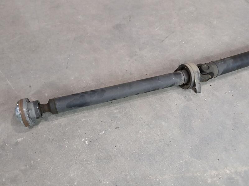 Recambio de transmision central para volvo xc60 summum awd referencia OEM IAM 31259593 TRASERA 8G9N7L190DB