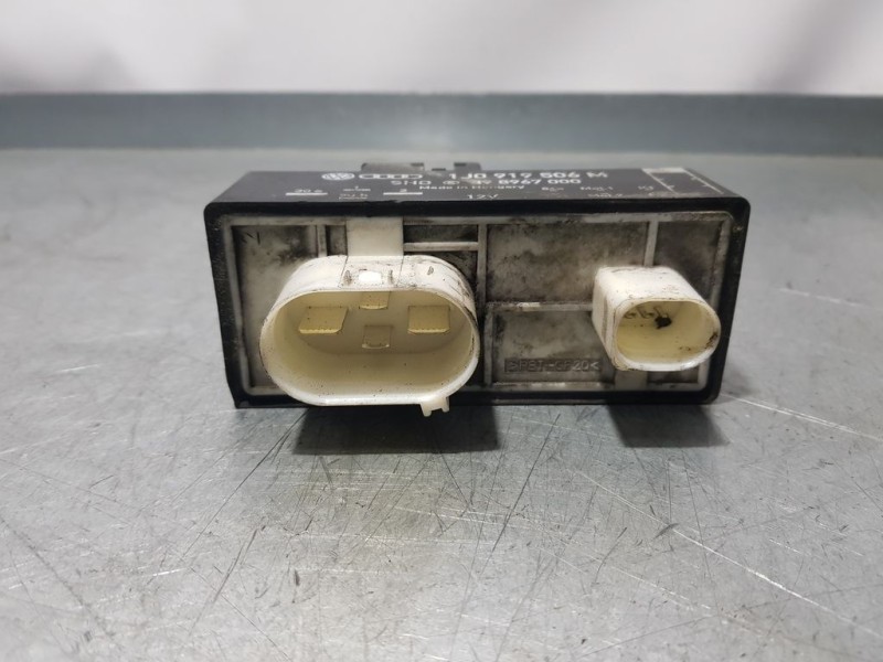 Recambio de rele para seat ibiza (6j5) reference referencia OEM IAM 898967000  ELECTROS