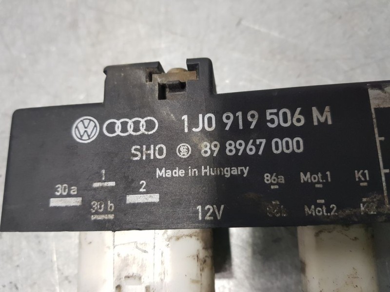 Recambio de rele para seat ibiza (6j5) reference referencia OEM IAM 898967000  ELECTROS