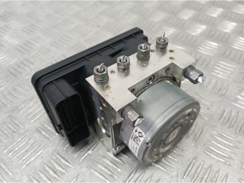 Recambio de abs para dacia sandero stepway referencia OEM IAM 476604105R 10022023804 ATE