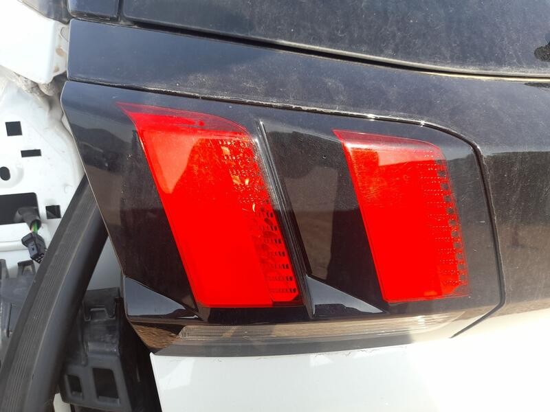 Recambio de piloto trasero izquierdo interior para peugeot 3008 ii suv (mc_, mr_, mj_, m4_) 1.5 bluehdi 130 referencia OEM IAM 9