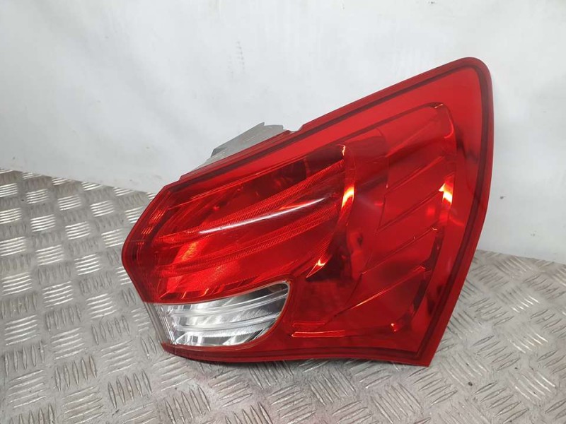 Recambio de piloto trasero derecho para hyundai ix20 gls style referencia OEM IAM 924021K0  EXTERIOR