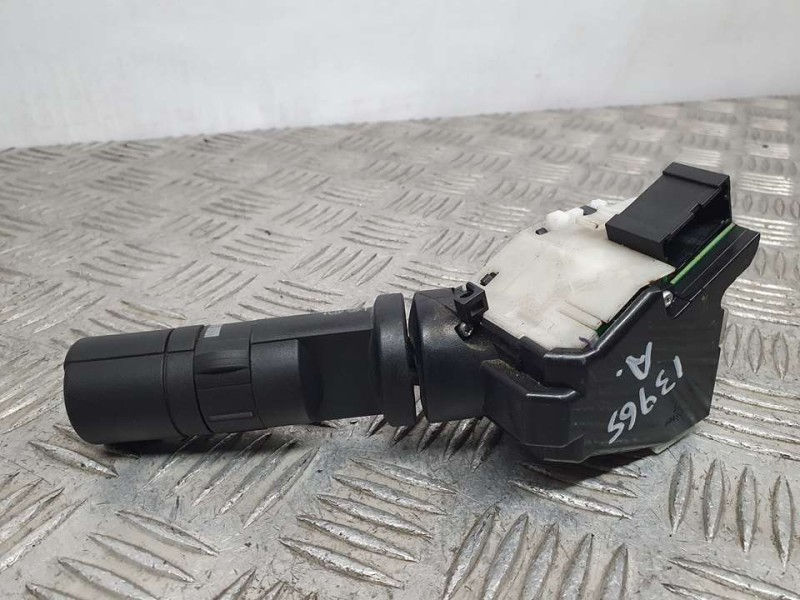 Recambio de mando limpia para nissan qashqai (j10) acenta referencia OEM IAM 25260JD01A  8Y17SD