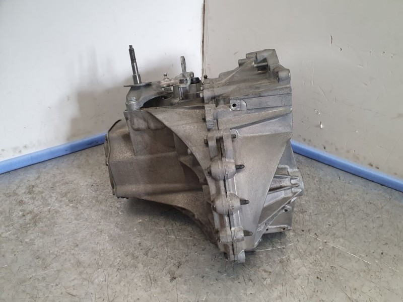 Recambio de caja cambios para citroën c4 lim. exclusive referencia OEM IAM 20EA23 1968634 6VELOCIDADES