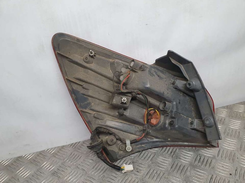 Recambio de piloto trasero derecho para hyundai ix20 gls style referencia OEM IAM 924021K0  EXTERIOR